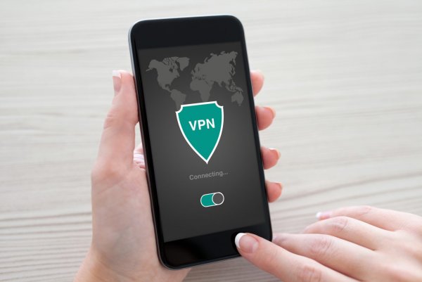 Apple блокирует учетные записи за использование VPN